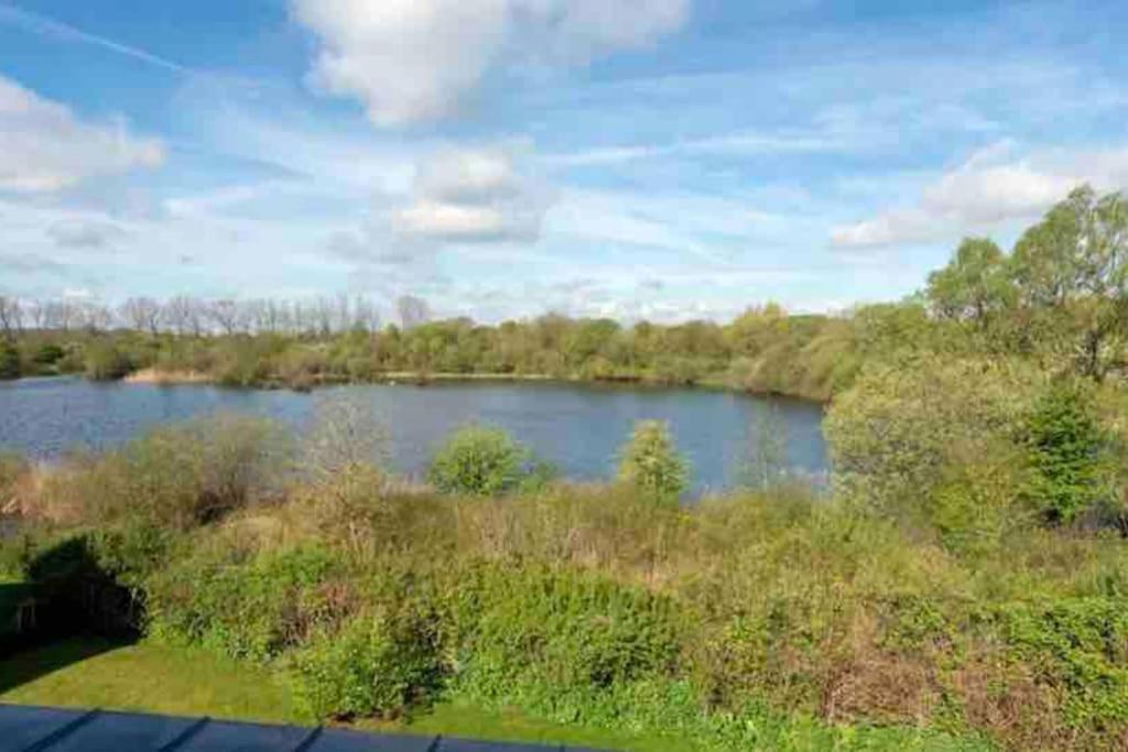 Reed Warbler - Hm111 - Lower Mill Estate Penthouse Apartment With Spa Access Somerford Keynes Exterior photo